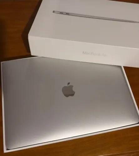 MacBook Air M1