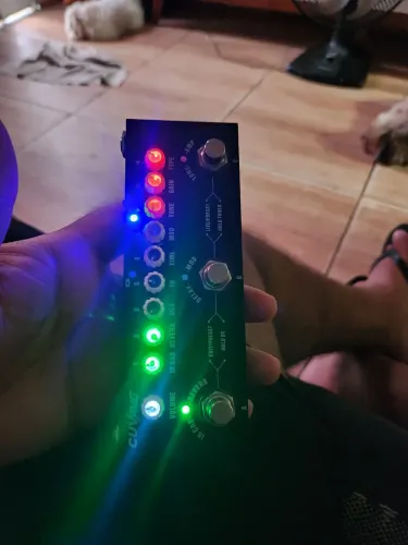 Cuvave pedaleira guitarra.