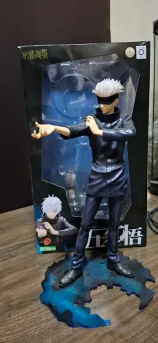 Satoru Gojo, de Jujutsu Kaisen, da Kotobukiya.
