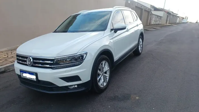 Volkswagen Tiguan Allspac Comf 250 TSI 1.4 Flex 2020