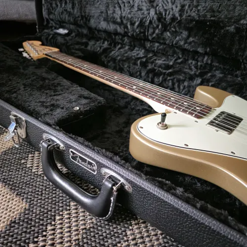 Fender Chris shiflett