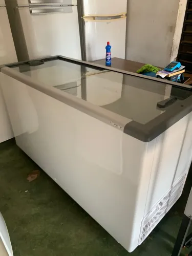 Freezer horizontal 411 litros