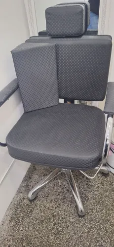 Vende-se cadeira