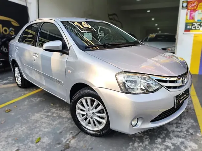 Toyota Etios XLS Sedan 1.5 Flex 16V 4P Mec. 2014