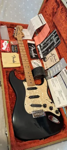 Guitarra Fender Highway One HSS