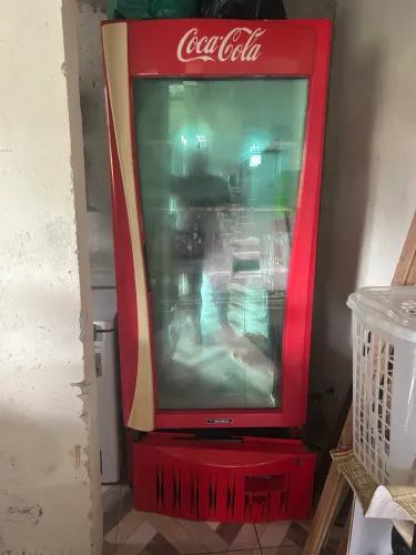 Freezer vertical coca-cola