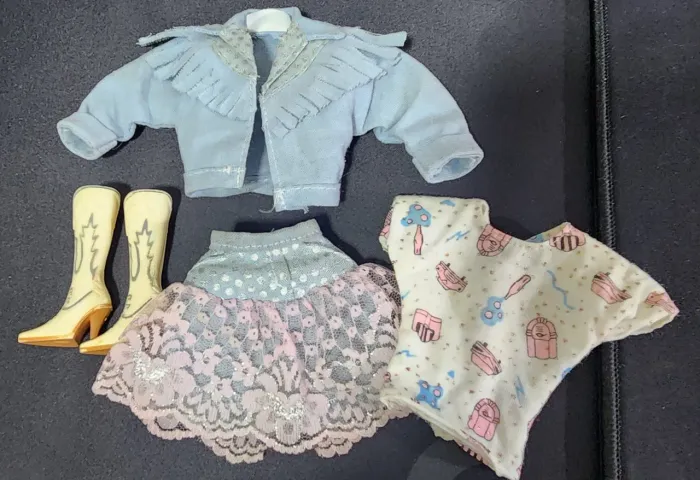 Roupa Barbie Feeling Fun