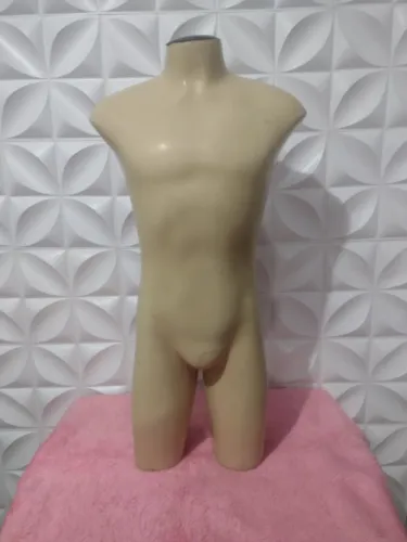 Maniquim infantil de fibra resistente