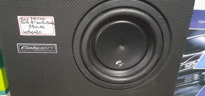 Caixa amplificada falcon com Sub de 8" nova instalada no seu carro vlr 