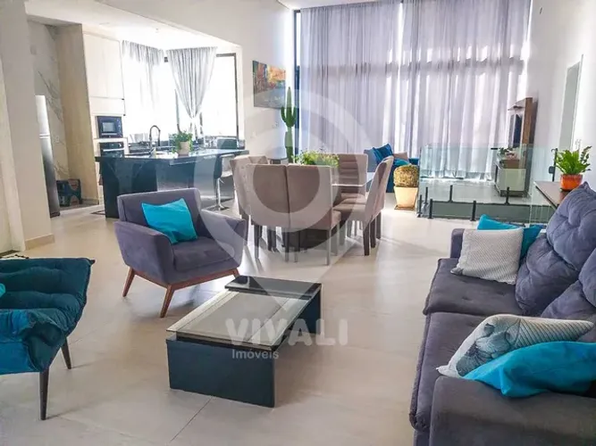 Casa em Condomínio-À VENDA-Condominio Residencial Villa Ravenna-Itatiba-SP