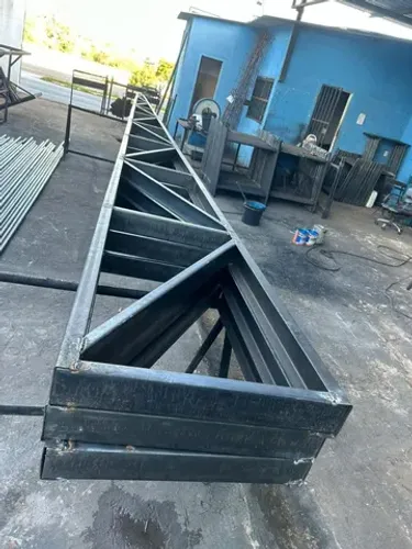 Tesouras para galpão