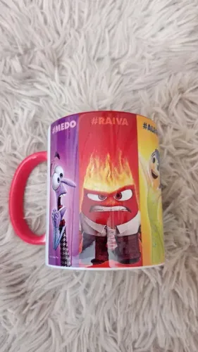 Caneca personalizada divertidamente