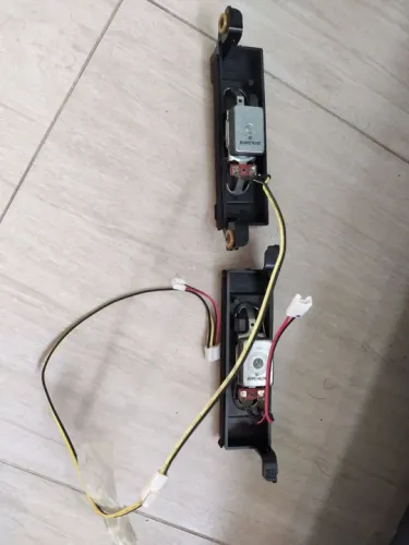 torrando; Par de Alto-falantes TV sansung modelo UN32JH4205G