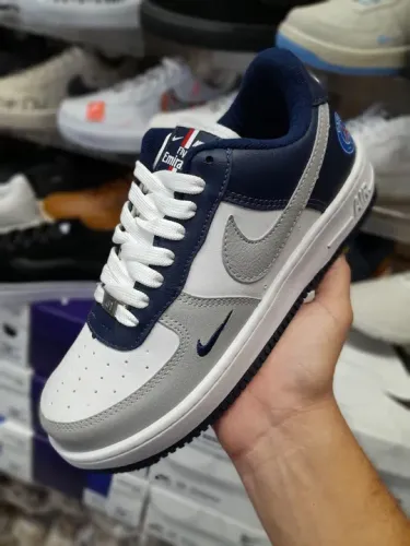 Tênis Nike Air Force 1 Low 