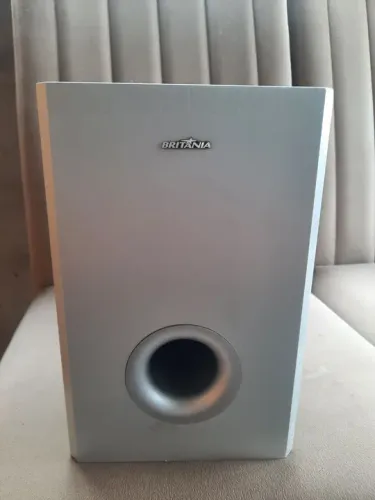 Subwoofer Britânia