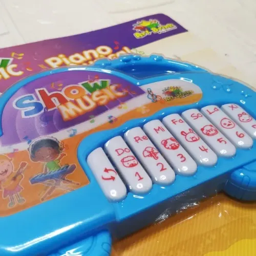 Piano Musical A Pilha 16,5x10,5cm Show Music Zb979