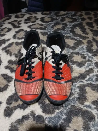 Chuteira futsal Kappa