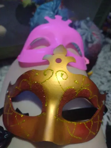 Máscaras de Carnaval - Pink e Dourada