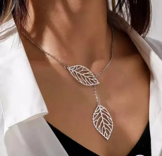 Colar Folhas
