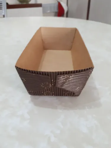 Forma de papel forneavel para bolo ( 10 unidades )