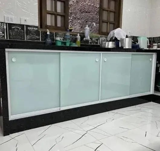 PORTAS PARA PIAS