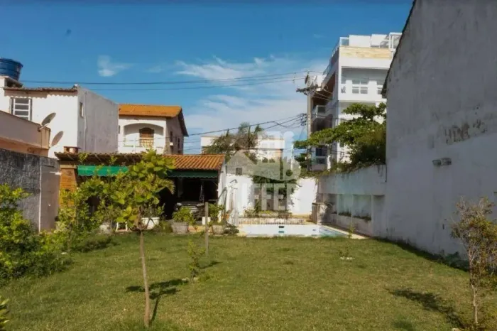 Casa com 4 quartos à venda, 300 m² por R$ 2.400.000 - Piratininga - Niterói/RJ