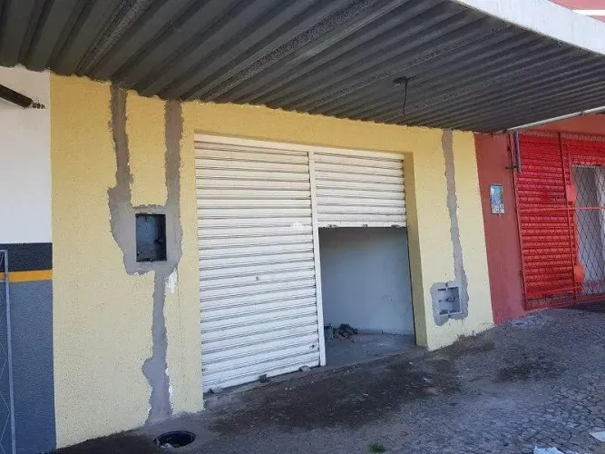 AV. MARIA ANTONIETA BURLAMAQUI - BAIRRO: SAMAPI