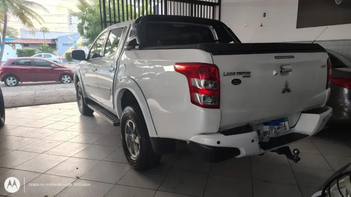 Mitsubishi L200 Sport HPE 2.5 4X4 CD DTI Dies. Aut. 2019