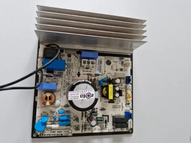 Placa Condensadora Inverter LG EAX66705401-1.0_1 - 12.000 BTUs Original