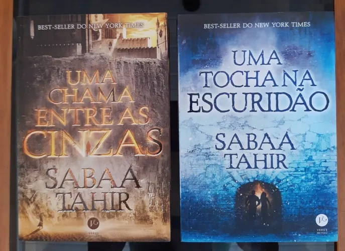Livros da Saga Uma Chama Entre as Cinzas - Novos