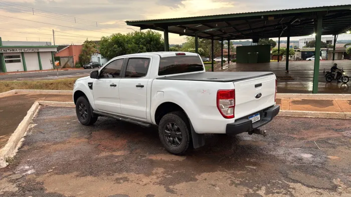 Ford Ranger XL 2.2 4X4 CD Diesel Mec. 2013