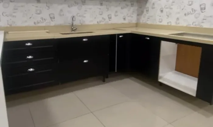Para Sair Já!!!! Bancada de Quartzo (SILESTONE) Bege - COM CUBA E CORTE DE COOKTOP 5 BOCAS