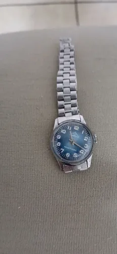 Relógio mondaine  feminino a corda pres. Revisão Bom preço. 