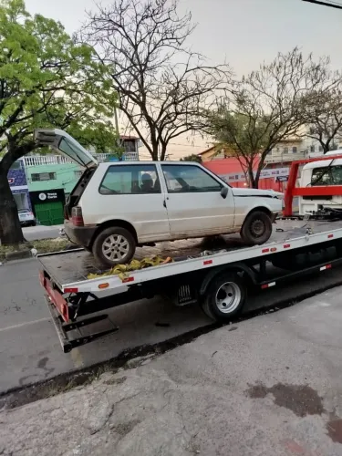 Uno Smart 2000 sucata para retirada de peças 