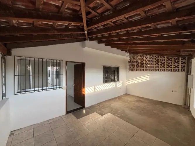 Casa para Venda em Campinas, Jardim Uruguai, 3 dormitórios, 1 banheiro, 1 vaga