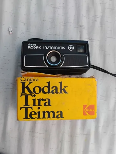 Câmera analógica Kodak Instamatic 11