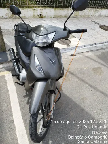 Honda Biz+ 125cc - 2008 com partida elétrica.