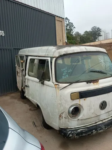Volkswagen Kombi sucata 89 1600