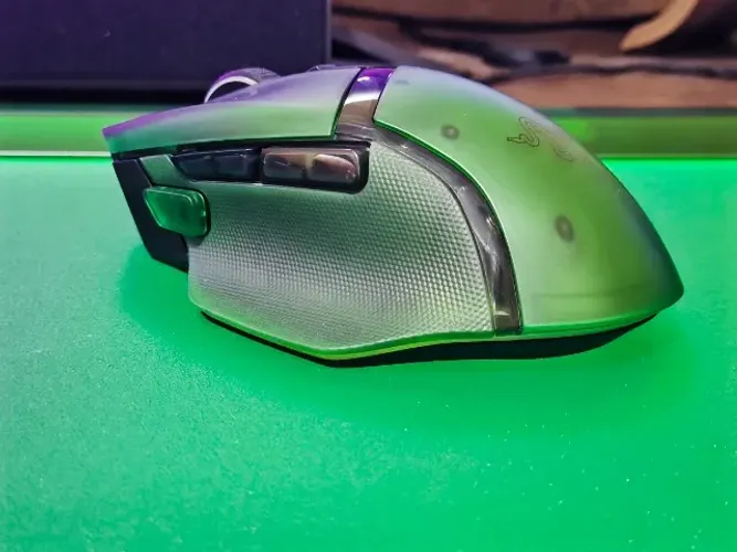 Mouse Razer Basilisk V3 Pro Phantom Green Edition *LEIA*