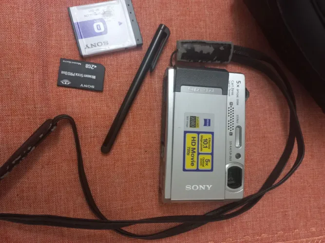 Câmera Digital Sony cyber shot 10.1 megapixels 