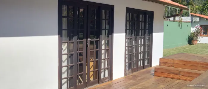 Porta colonial de 4 bandeiras