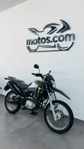 Bros 160 ESDD 2023, parcelo no cartão em até 21x