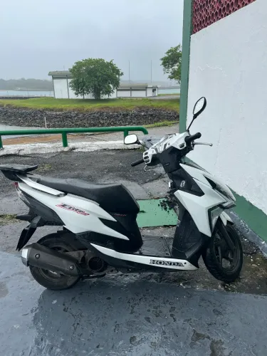 Vendo Moto Elite 20/20 R$ 10.000,00