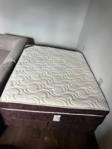 Cama Box e Colchao
