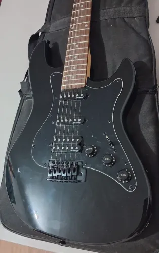 Venda de Guitarra