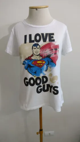 Blusa G DC comics super mam