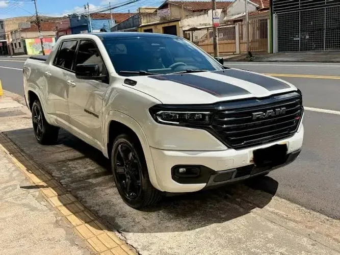 Dodge Challenger RT 2024