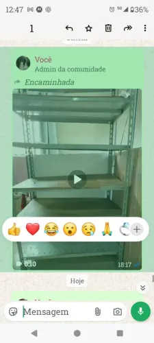 Estante de ferro