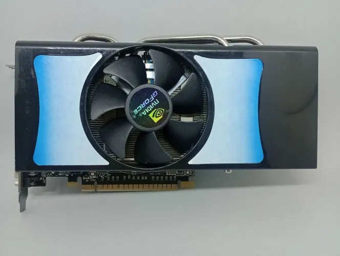EVGA GT 740 SUPERCLOCKED  4GB GDDR3