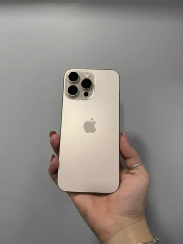 IPHONE 16 PRO MAX 256GB DESERT 92% Aparelho todo original R$ 5.299,00 a vista